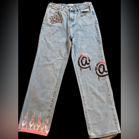 Adika Denim - Adika Jeans with Graffiti Painted design Large/Like New Adiki Painted Jeans